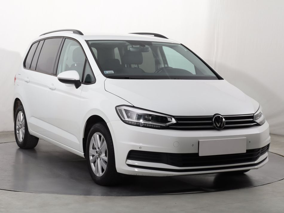 Volkswagen Touran - 2021