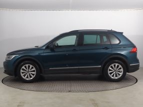 Volkswagen Tiguan - 2021