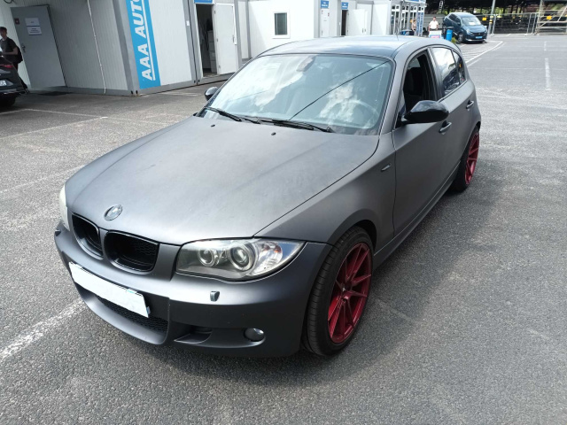 BMW 1 2005