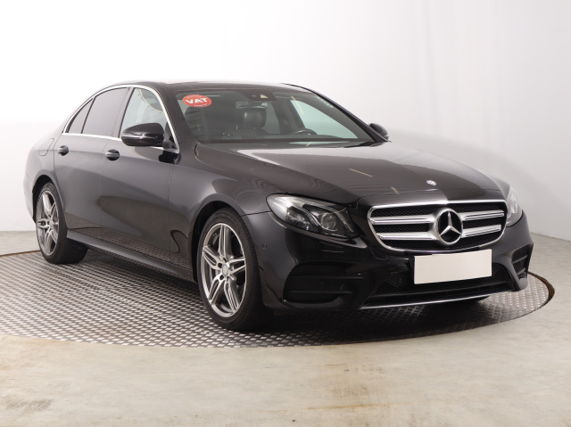 Mercedes-Benz E 2016