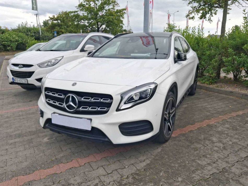 Mercedes-Benz GLA - 2018