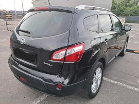 Nissan Qashqai+2 - 2010