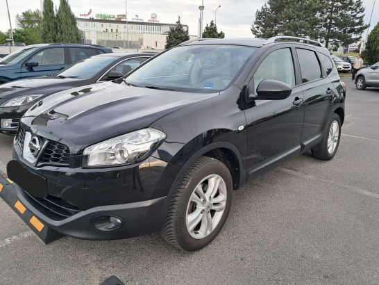 Nissan Qashqai+2