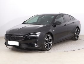 Opel Insignia - 2021