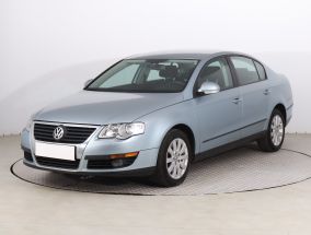 Volkswagen Passat - 2005