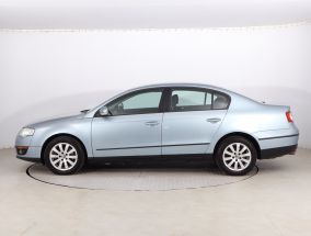 Volkswagen Passat - 2005