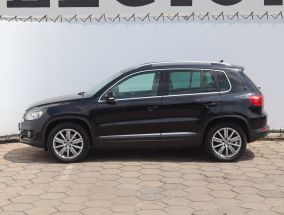 Volkswagen Tiguan - 2012