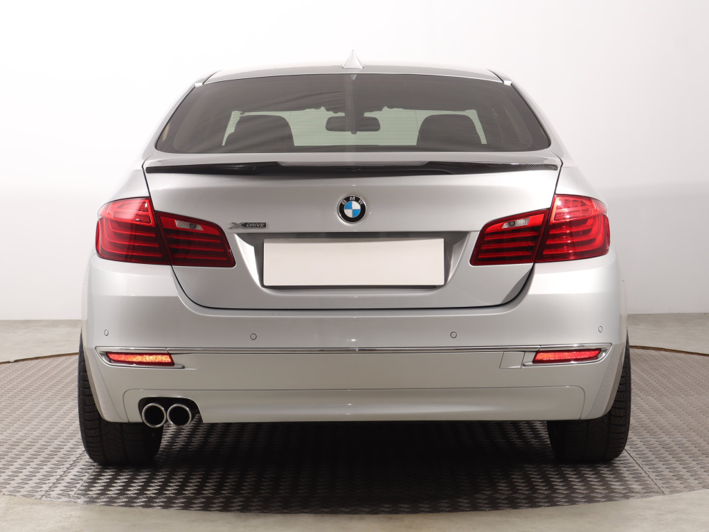 BMW 5