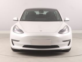 Tesla Model 3 - 2023