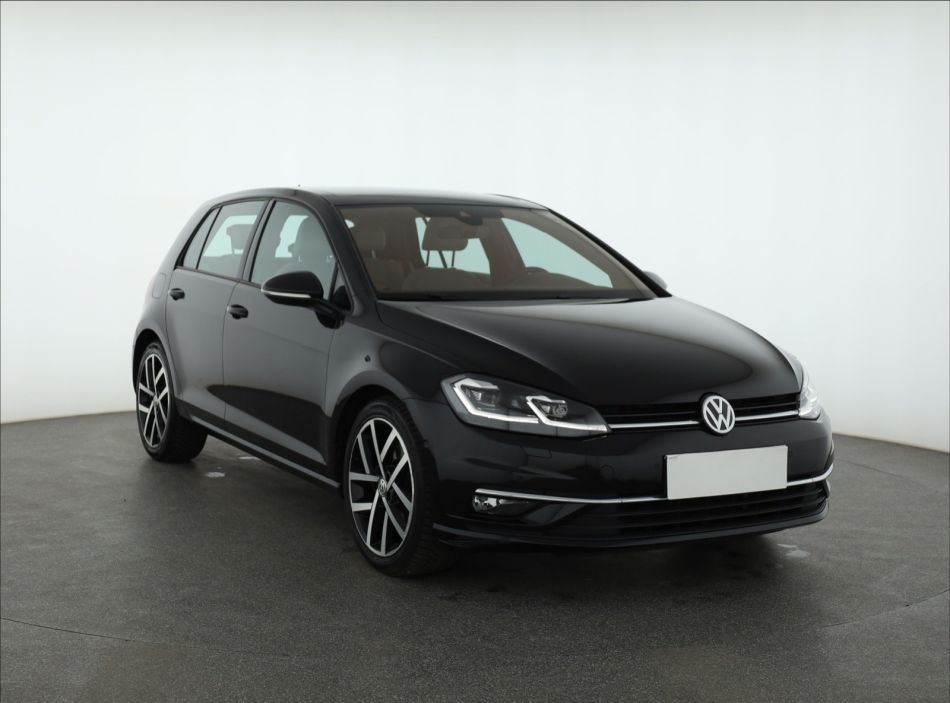Volkswagen Golf - 2017