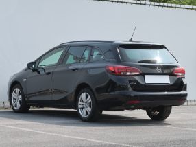 Opel Astra - 2019