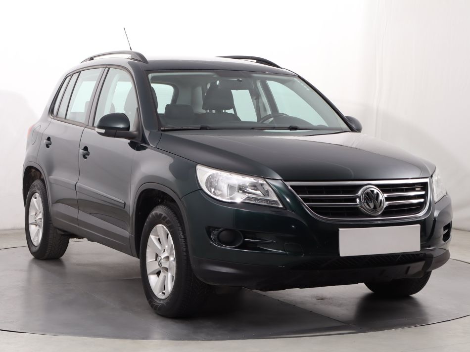 Volkswagen Tiguan - 2010