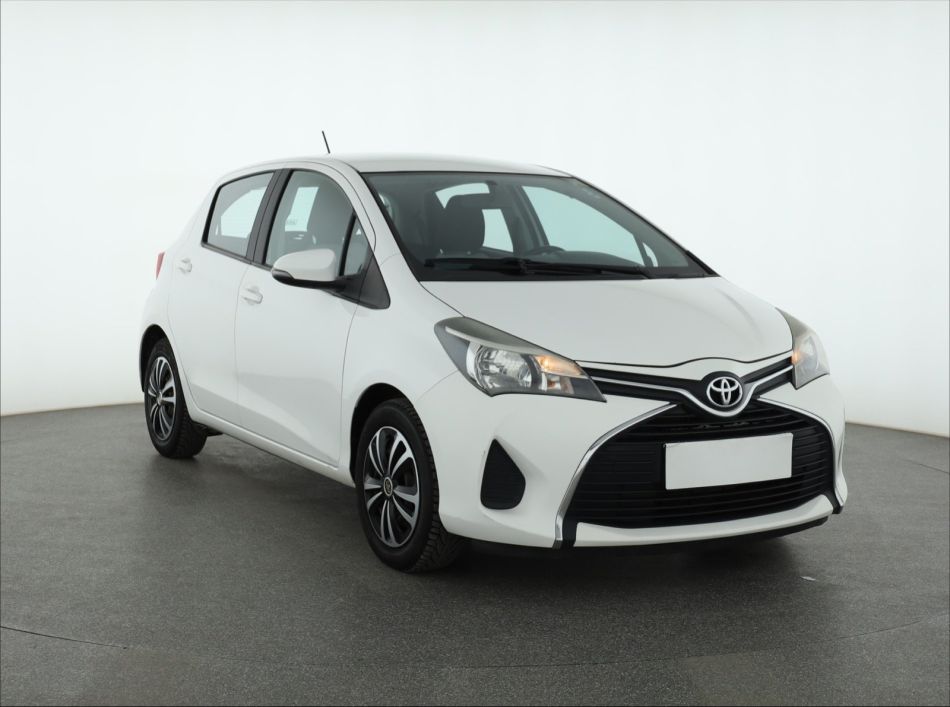 Toyota Yaris - 2015