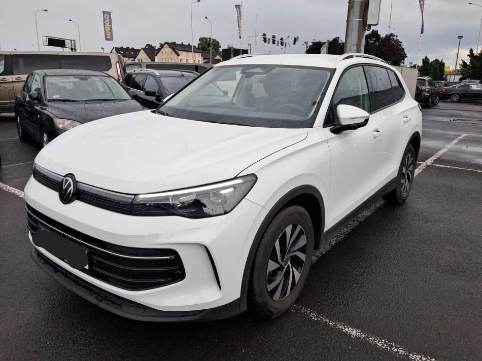 Volkswagen Tiguan - 2024