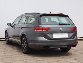 Volkswagen Passat - 2016