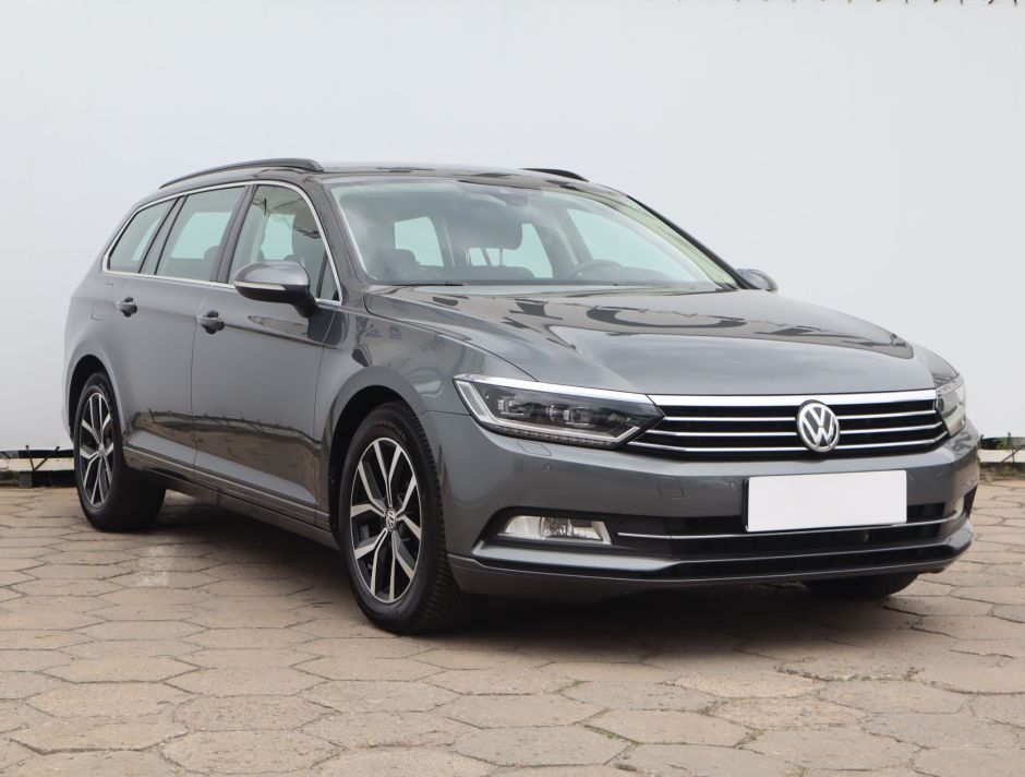 Volkswagen Passat - 2016