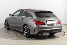 Mercedes-Benz CLA - 2015