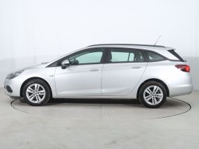 Opel Astra - 2020