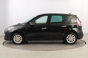 Renault Scenic - 2010