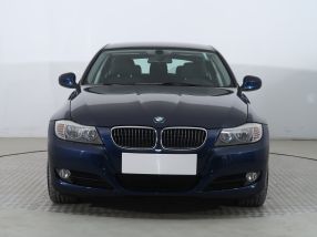 BMW 3 - 2011