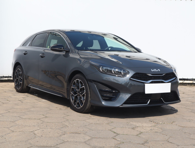 Kia ProCeed 2024