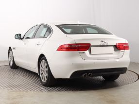 Jaguar XE - 2015