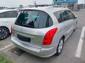 Peugeot 308 - 2012