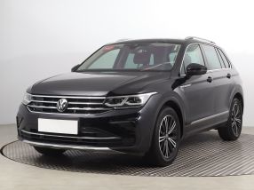 Volkswagen Tiguan - 2021
