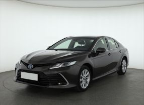 Toyota Camry - 2021