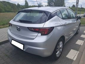Opel Astra - 2021