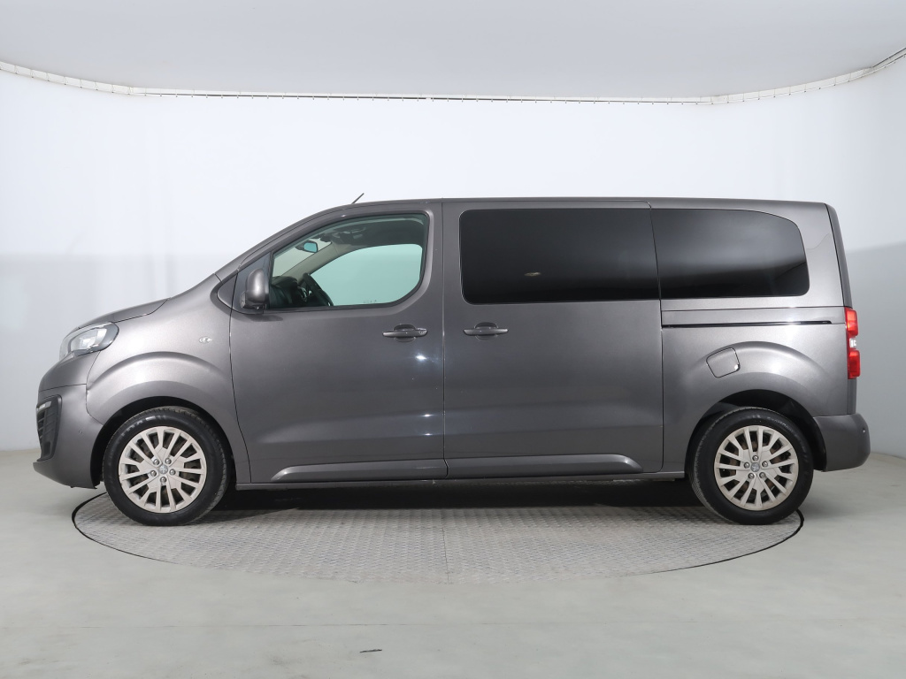 Peugeot Traveller
