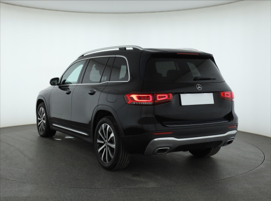 Mercedes-Benz GLB 250 4MATIC
