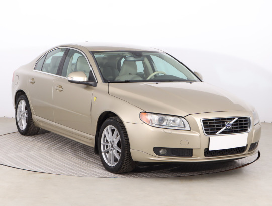 Volvo S80