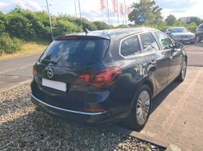 Opel Astra - 2013