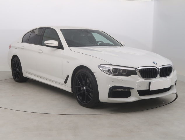 BMW 5 2019
