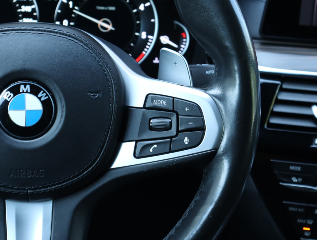 BMW 6GT