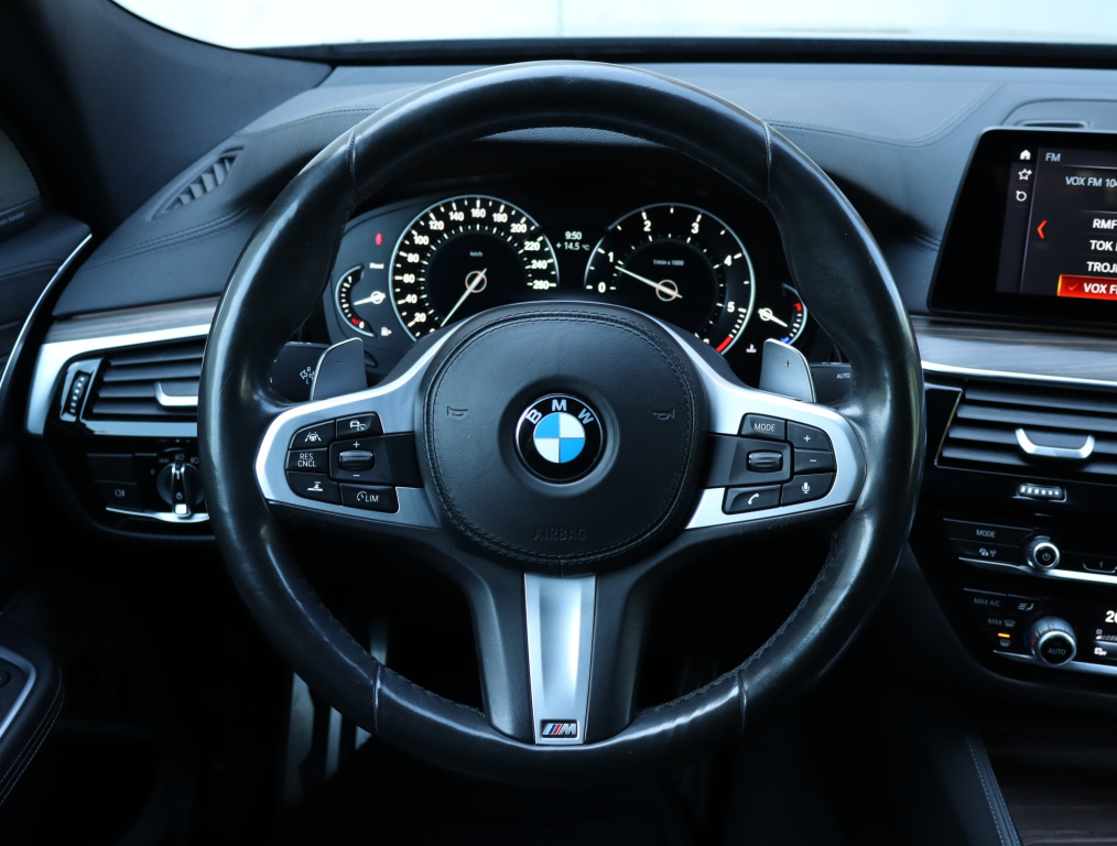 BMW 6GT