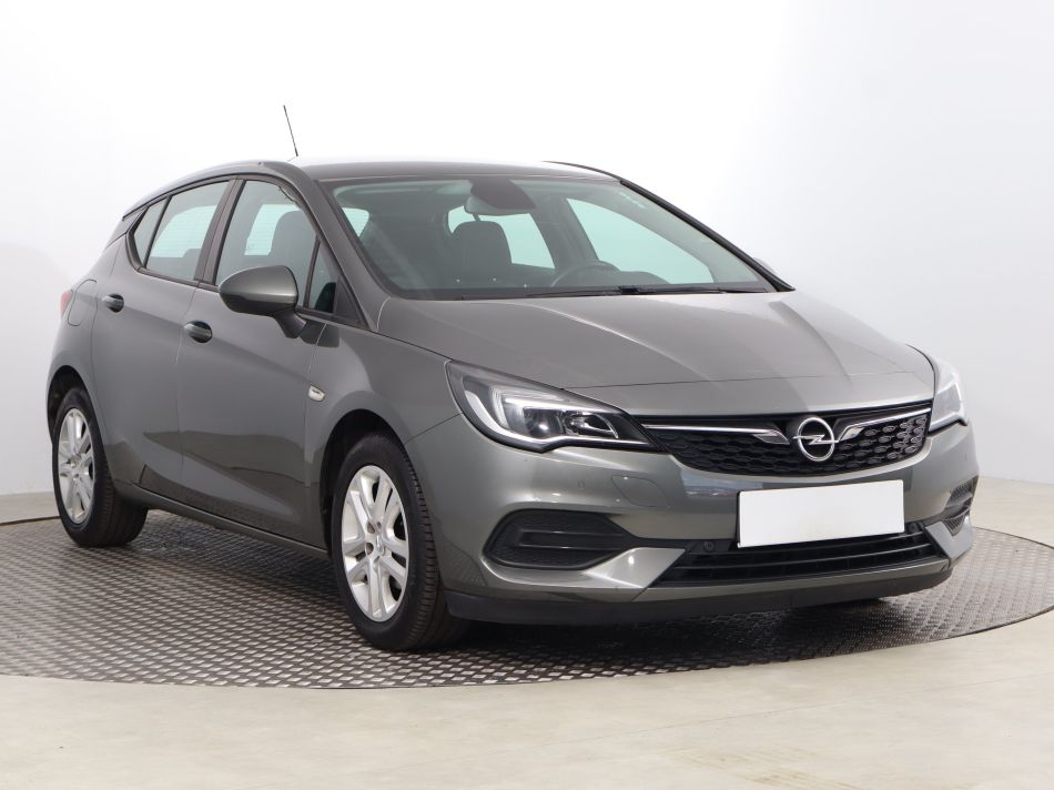 Opel Astra - 2020