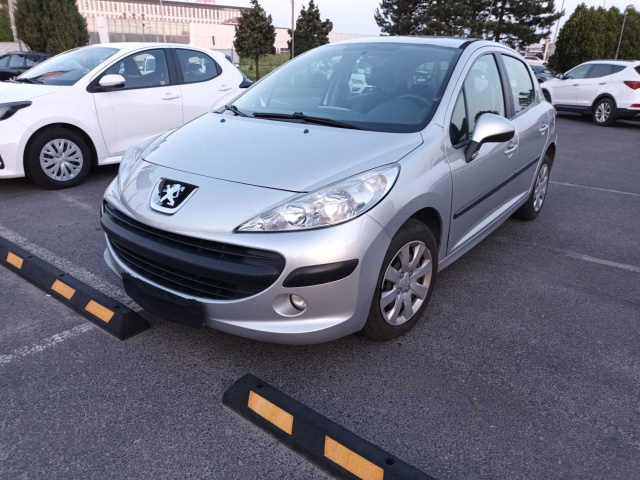 Peugeot 207 2009