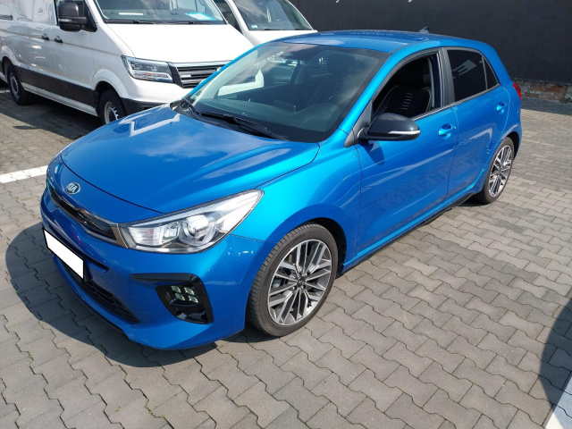 Kia Rio 2021