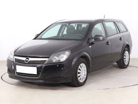 Opel Astra - 2011