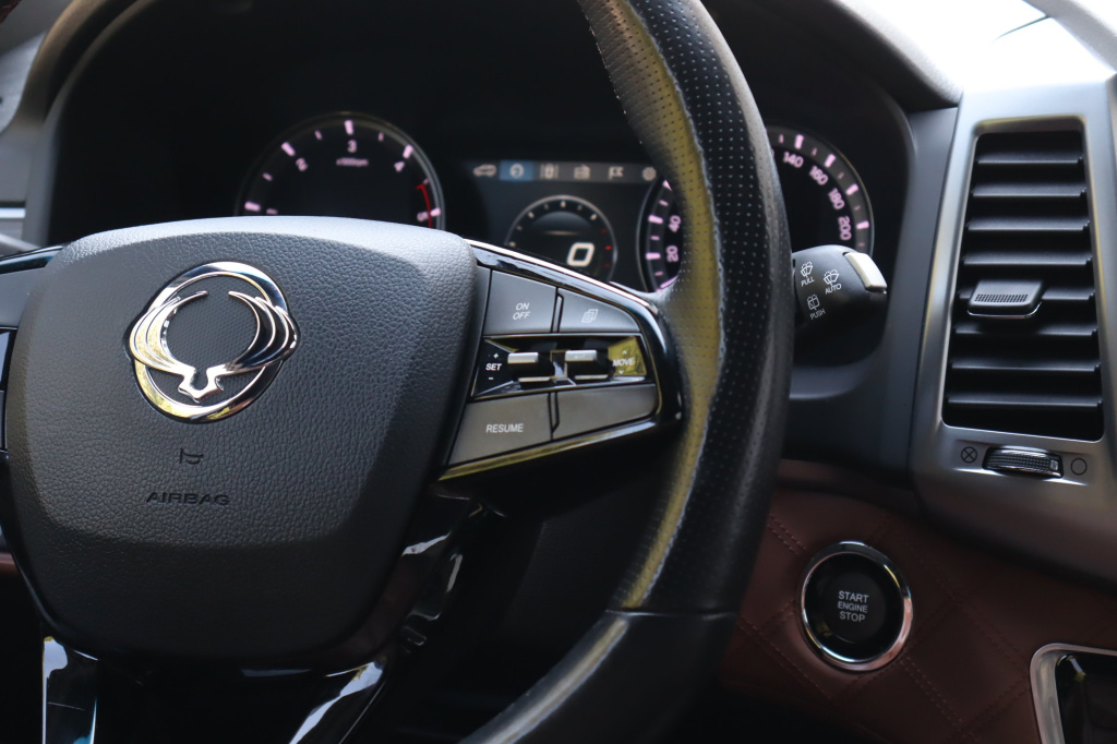 Ssang Yong Rexton