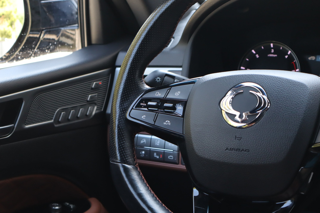 Ssang Yong Rexton