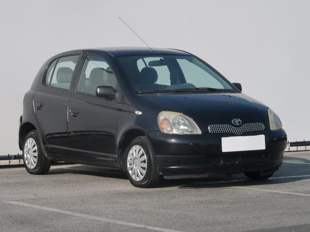 Toyota Yaris 1999