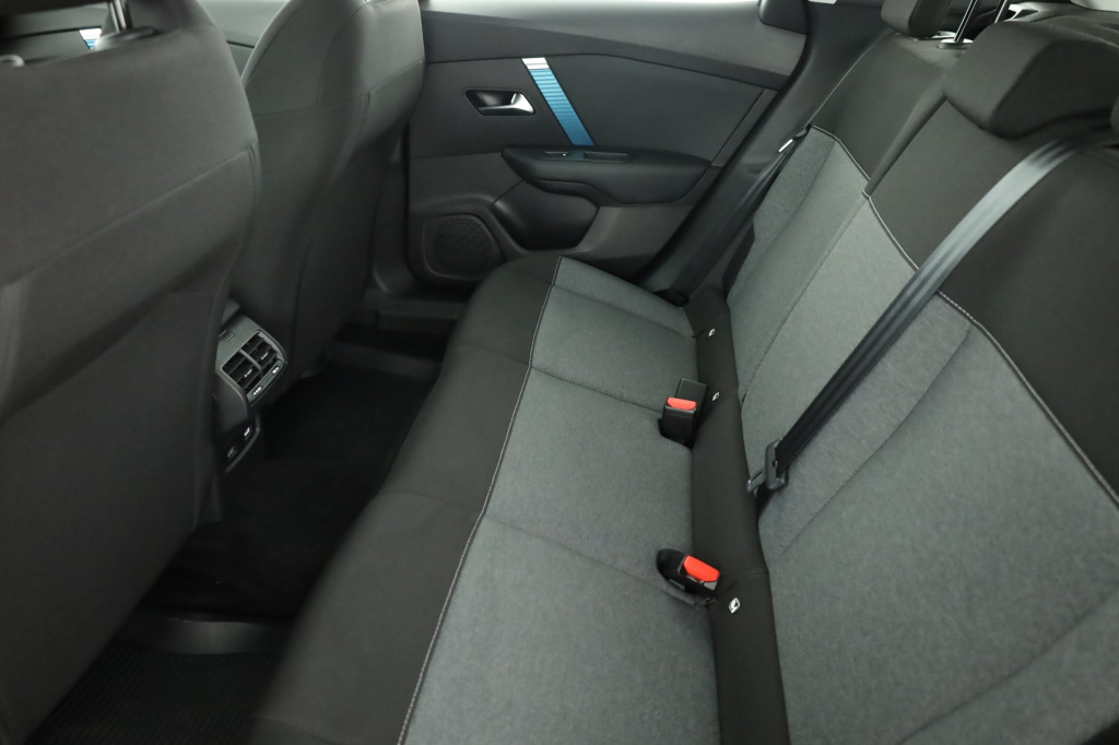 Citroen e-C4