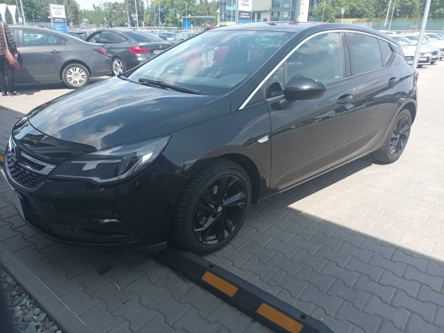 Opel Astra 2016
