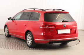 Volkswagen Passat - 2011