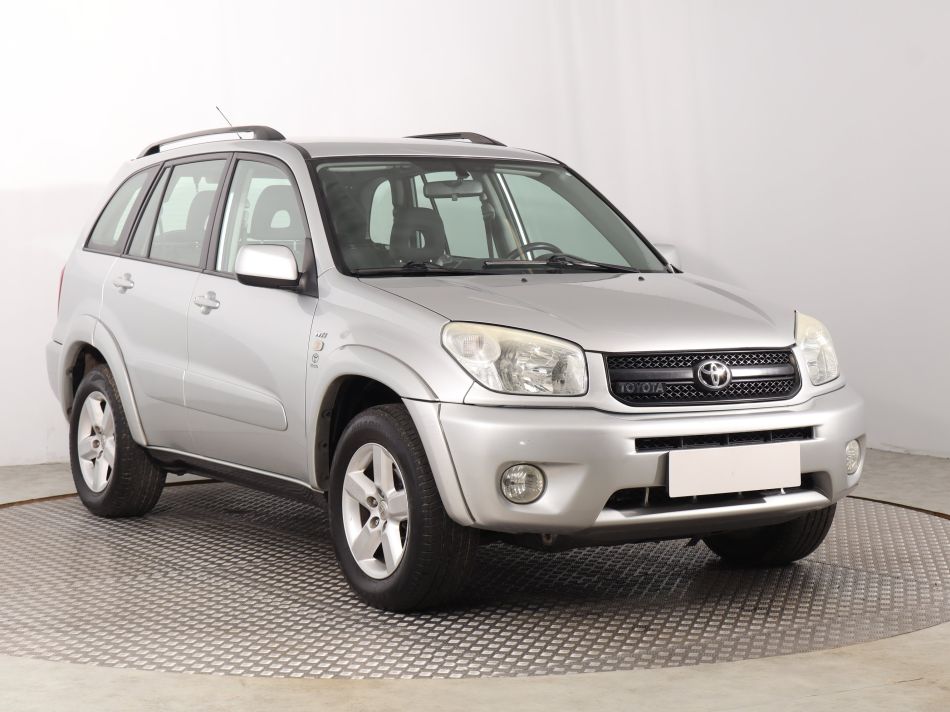 Toyota RAV 4 - 2004