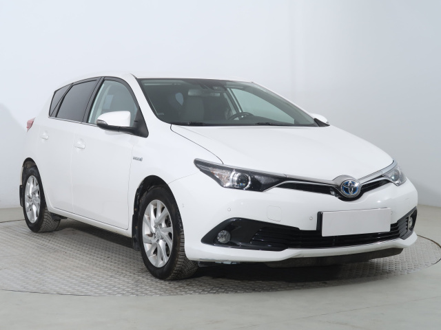 Toyota Auris 2016