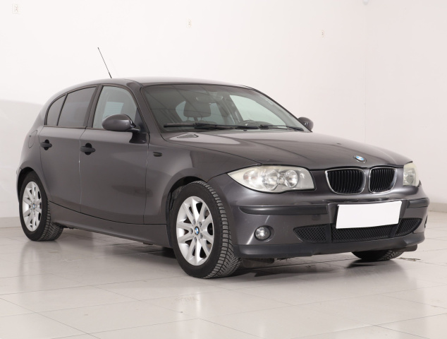 BMW 1 2004